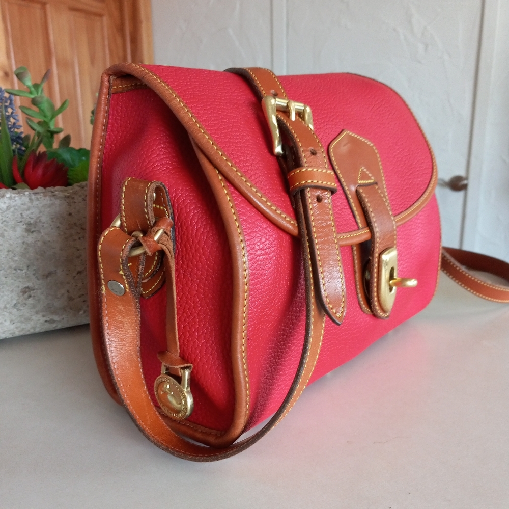 Dooney & Bourke, mid 1990s AWL, Arrowhead Essex, Red & Tan
